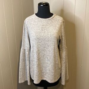 Walter Baker Medium Round Neck Bell Long Sleeves Top Heather Gray